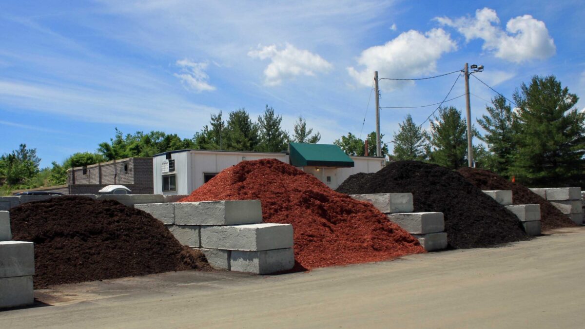 Mulch blog scaled